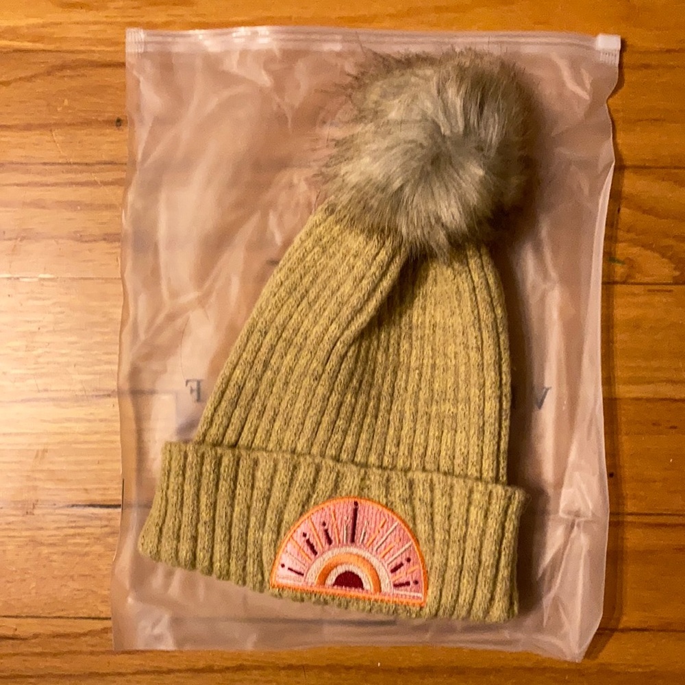 !!!NEW!!! Virginia Wolf Beanie